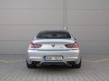 BMW - M6