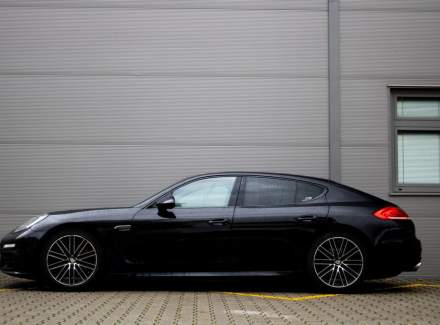 Porsche - Panamera
