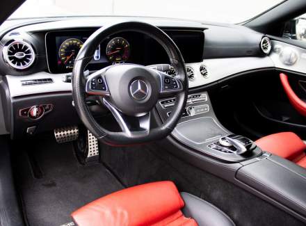 Mercedes-Benz - E-class