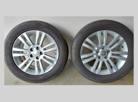 Land Rover - Discovery