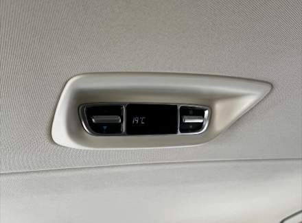 Mercedes-Benz - V-class