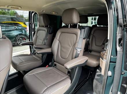 Mercedes-Benz - V-class