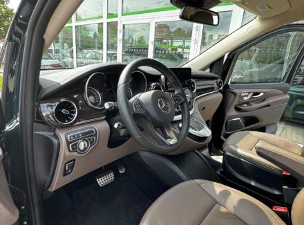 Mercedes-Benz - V-class