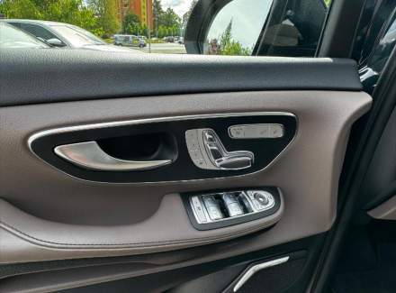 Mercedes-Benz - V-class