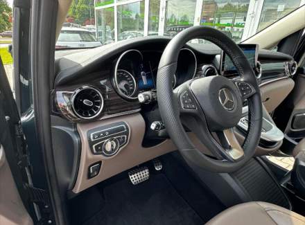 Mercedes-Benz - V-class