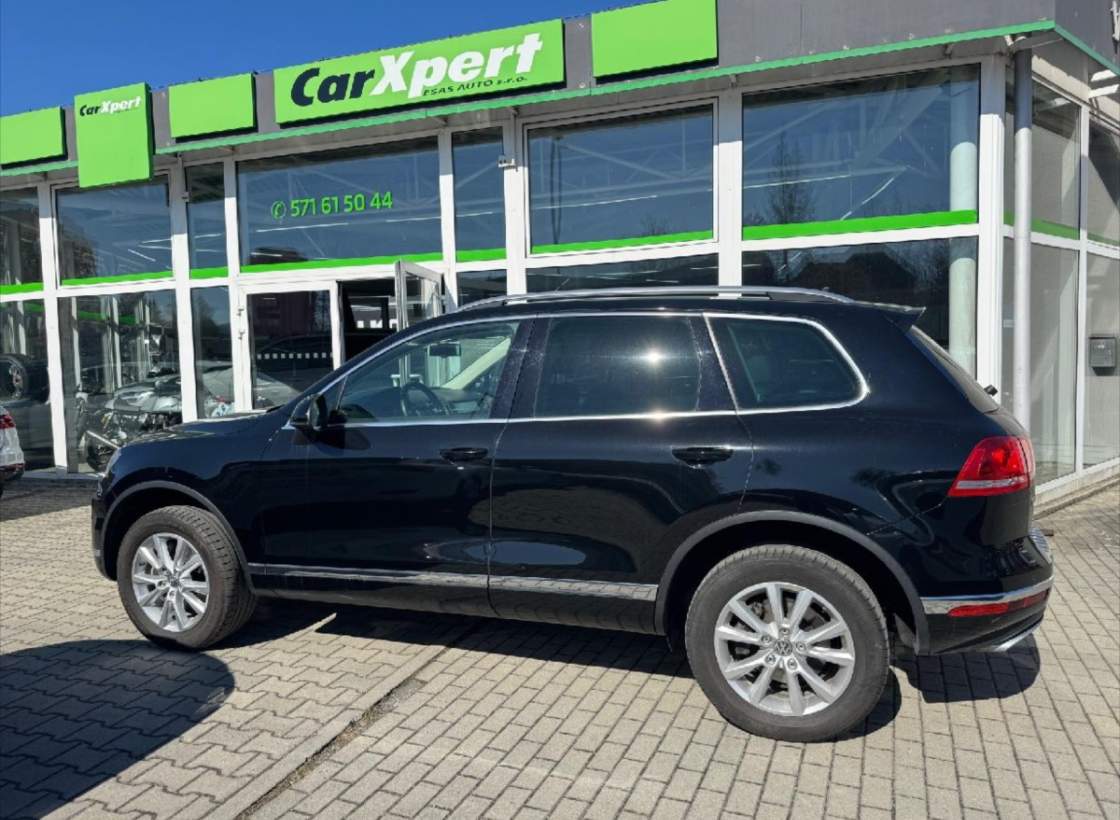 Volkswagen - Touareg