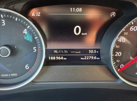 Volkswagen - Touareg