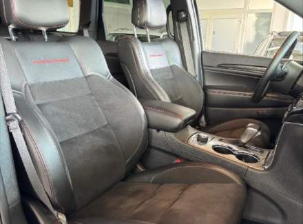 Jeep - Grand Cherokee