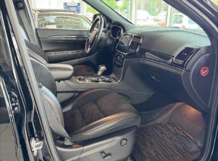 Jeep - Grand Cherokee