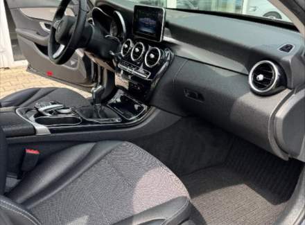 Mercedes-Benz - C-class