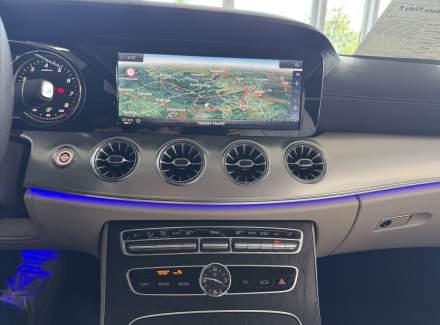 Mercedes-Benz - E-class