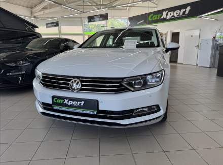 Volkswagen - Passat