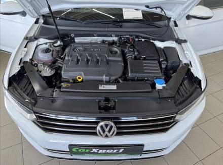 Volkswagen - Passat