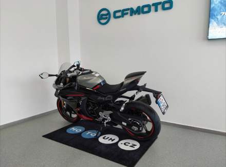 CFMOTO