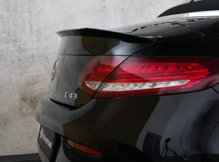 Mercedes-Benz - C-class