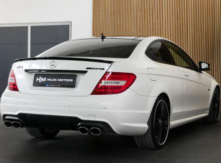 Mercedes-Benz - C-class