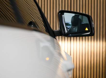 Mercedes-Benz - C-class