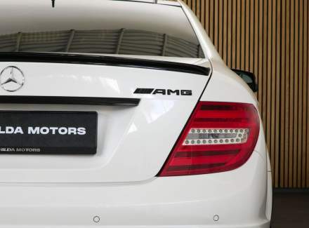 Mercedes-Benz - C-class
