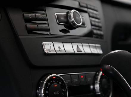 Mercedes-Benz - C-class