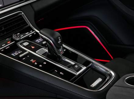 Porsche - Panamera