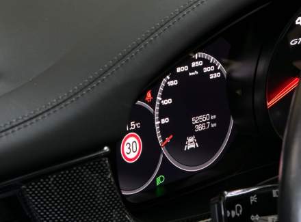 Porsche - Panamera