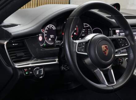 Porsche - Panamera