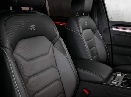 Volkswagen - Touareg