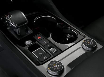 Volkswagen - Touareg