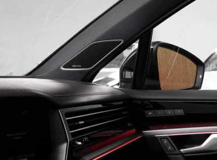 Volkswagen - Touareg