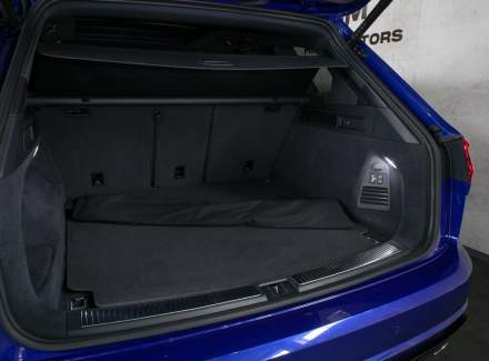 Volkswagen - Touareg