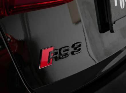 Audi - RS 3