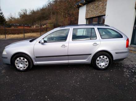Škoda - Octavia