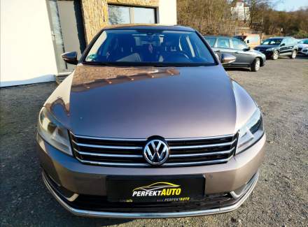 Volkswagen - Passat
