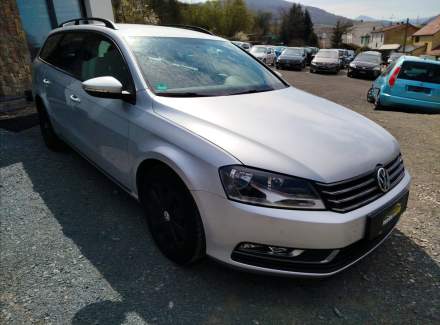 Volkswagen - Passat