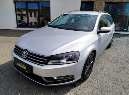 Volkswagen - Passat