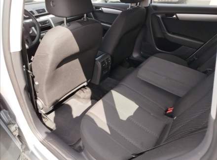 Volkswagen - Passat