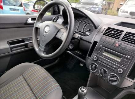 Volkswagen - Polo