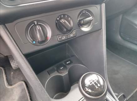 Volkswagen - Polo