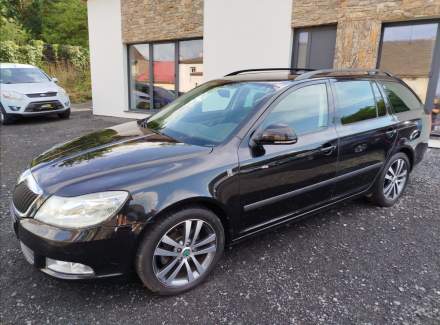 Škoda - Octavia