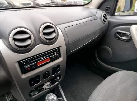 Dacia - Sandero
