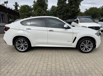 BMW - X6