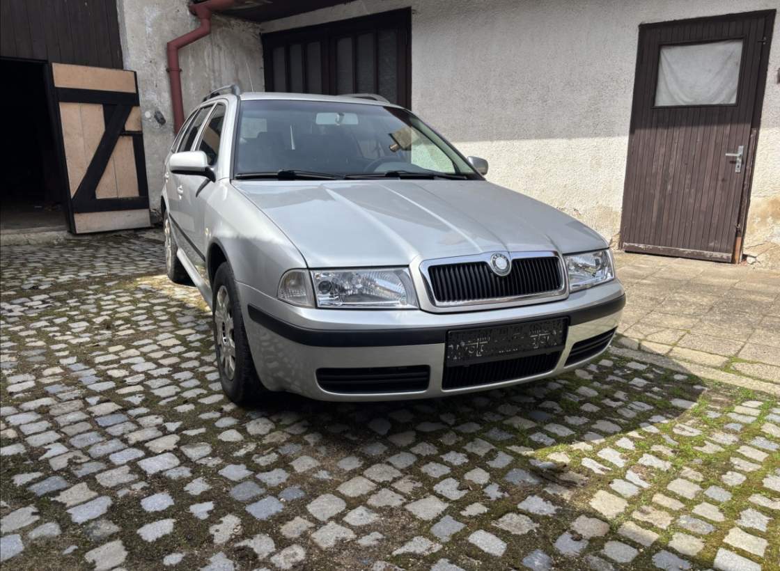 Škoda - Octavia