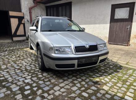 Škoda - Octavia
