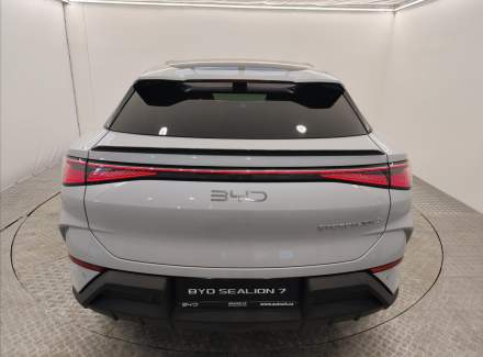BYD - Sealion 7