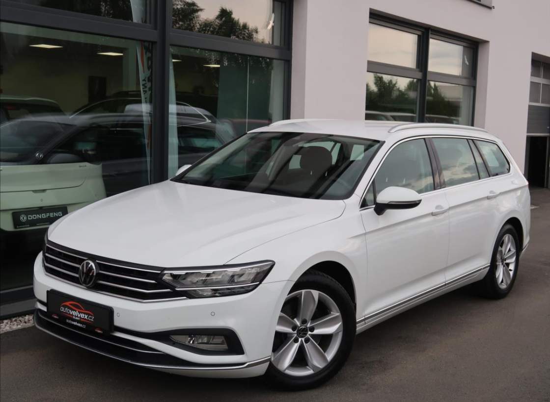 Volkswagen - Passat