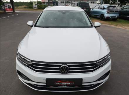 Volkswagen - Passat