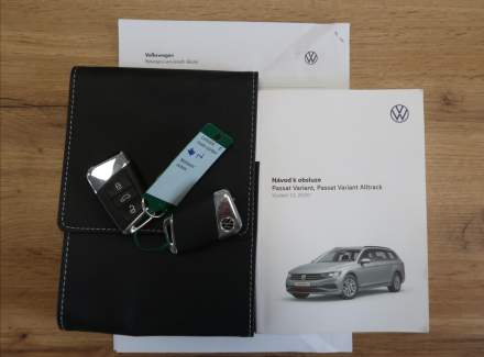 Volkswagen - Passat