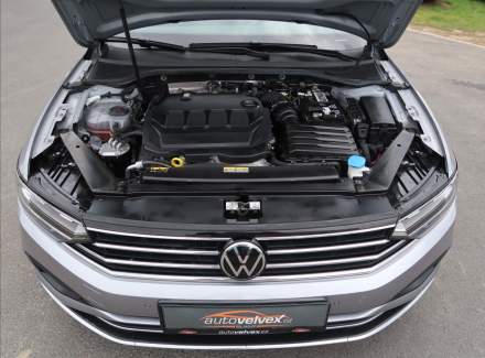 Volkswagen - Passat