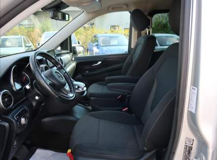 Mercedes-Benz - V-class