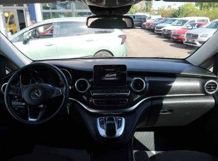 Mercedes-Benz - V-class